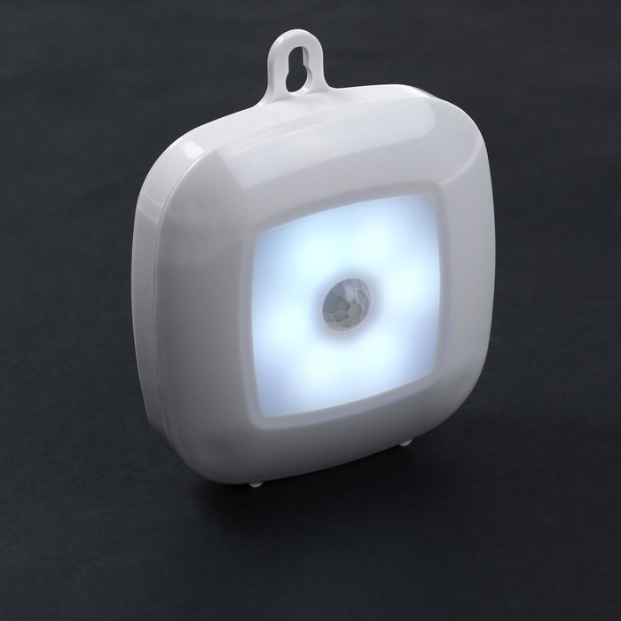 Светодиодный - ночник светильник  с датчиком движения, 6 LED, 2,5 Вт, от батареек 3*AAA, 6500К, белый   942457