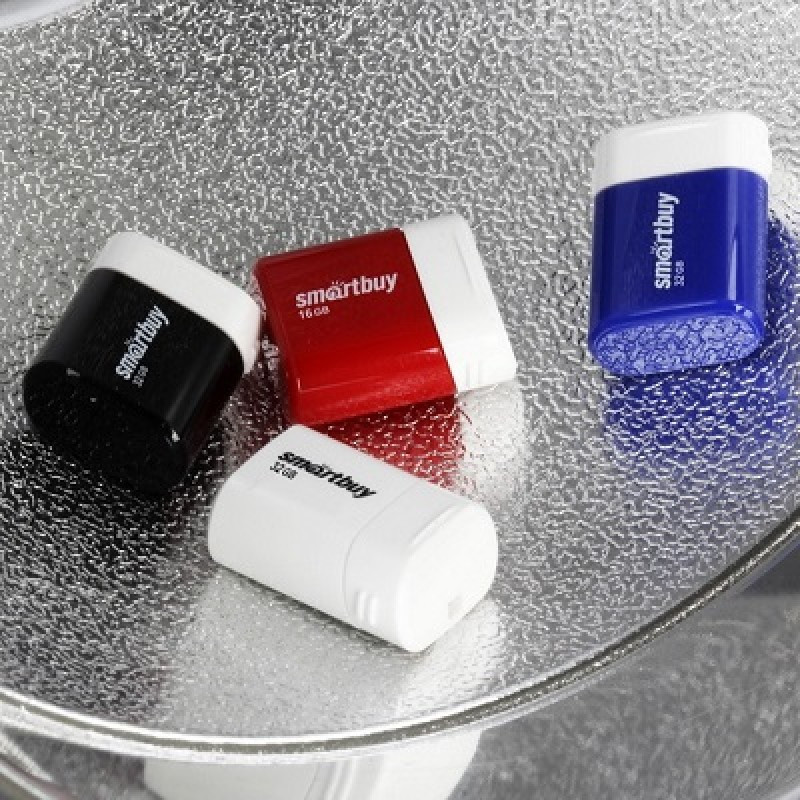USB флэш-накопитель 32GB SmartBuy Lara черный USB2.0