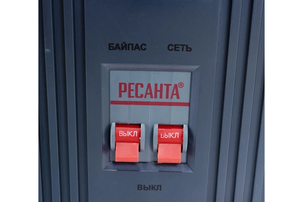 Стабилизатор напряжения релейный Ресанта АСН-12000/1-Ц 63/6/10 (напол., 12кВт, 140-260В, 12мес.гар.) Стабилизатор напряжения релейный Ресанта АСН-12000/1-Ц 63/6/10 (напол., 12кВт, 140-260В, 12мес.гар.)