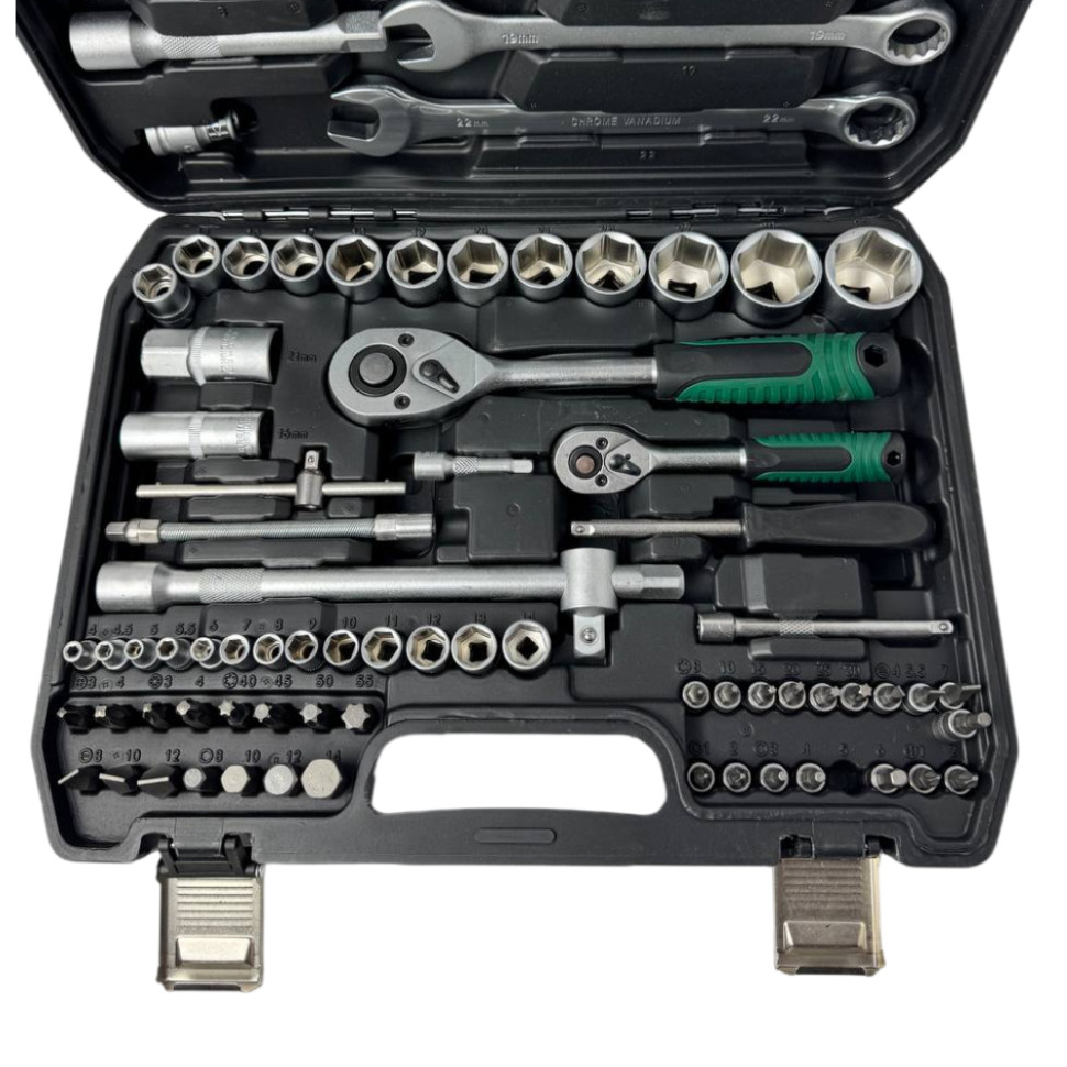Набор профессиональных инструментов Автохит 82pcs, CrV, 1/2" и 1/4", в кейсе Набор профессиональных инструментов Автохит 82pcs, CrV, 1/2" и 1/4", в кейсе