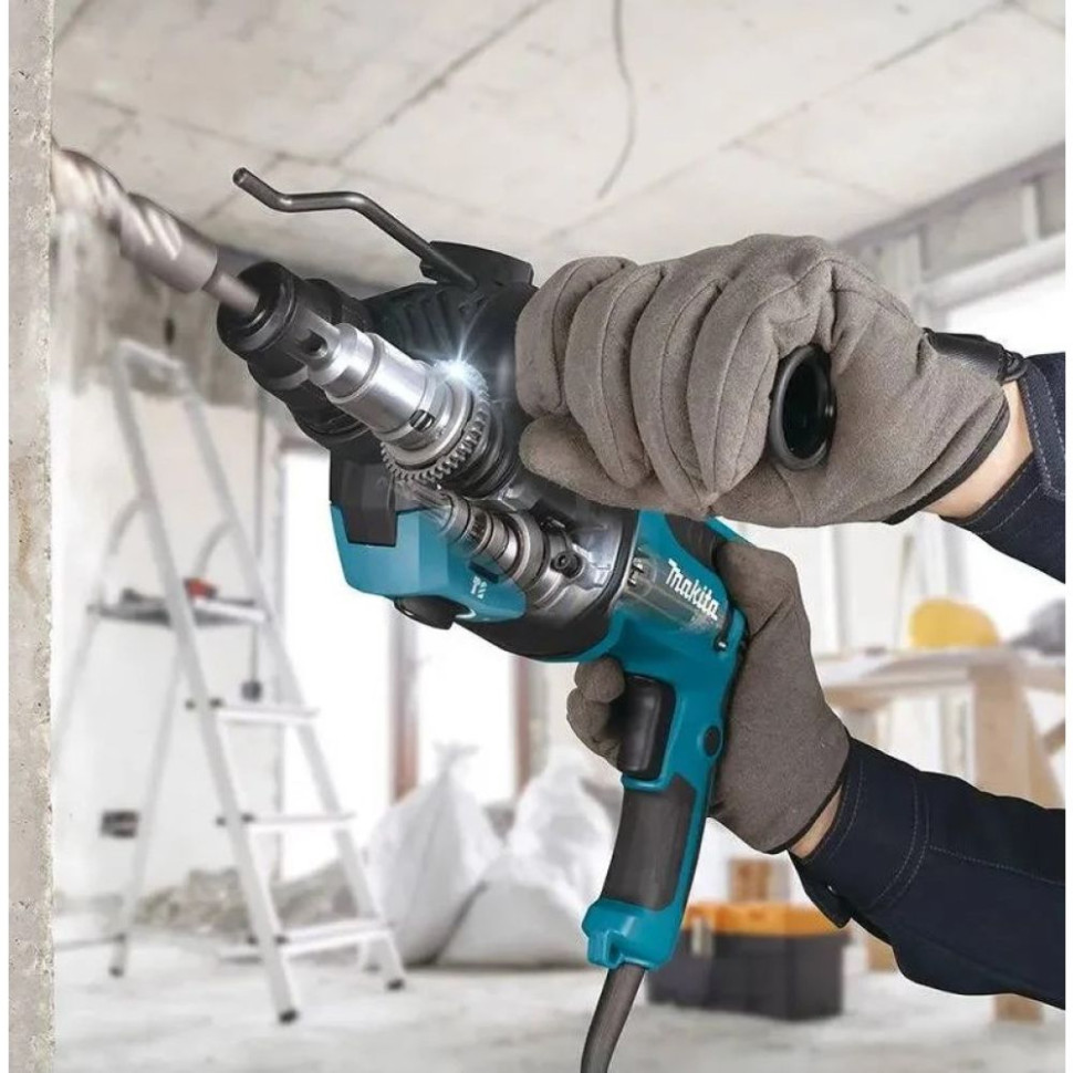 Перфоратор комбинированный Makita HR 2670, 800Вт, 3.0Дж, до 4500 уд/мин, до 1500 об/мин, SDS‑plus Перфоратор комбинированный Makita HR 2670, 800Вт, 3.0Дж, до 4500 уд/мин, до 1500 об/мин, SDS‑plus