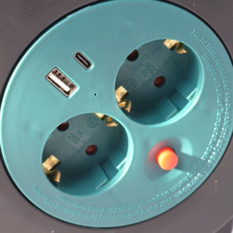 Удлинитель силовой на катушке AKKOSTAR 2- гнезда+USB+TypeC с заземлением 16A-230V (каучуковый) 10м