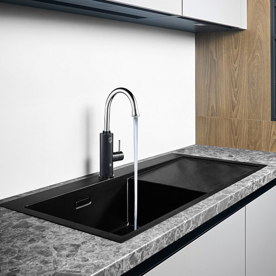 Кран-водонагреватель проточный Royal Thermo QuickTap Черный, 3.3кВт, защита от перегрева Кран-водонагреватель проточный Royal Thermo QuickTap Черный, 3.3кВт, защита от перегрева