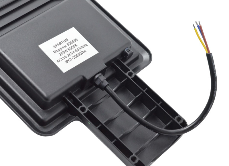 Уличный светильник ДКУ ультра-классик SPARTUM AC110-265V/200W-20000lum IP67 (6500K) 535x180x26мм