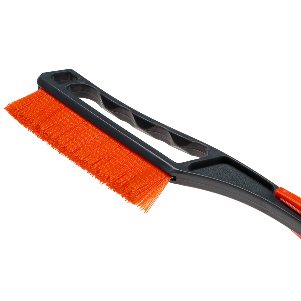 Щетка для уборки снега ЕРМАК со скребком 34 см