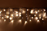 Гирлянда Бахрома уличная S-TORG 100LED 3x0,6x0,5м Желтый ( Чёрный каучуковый провод) штрих 180728