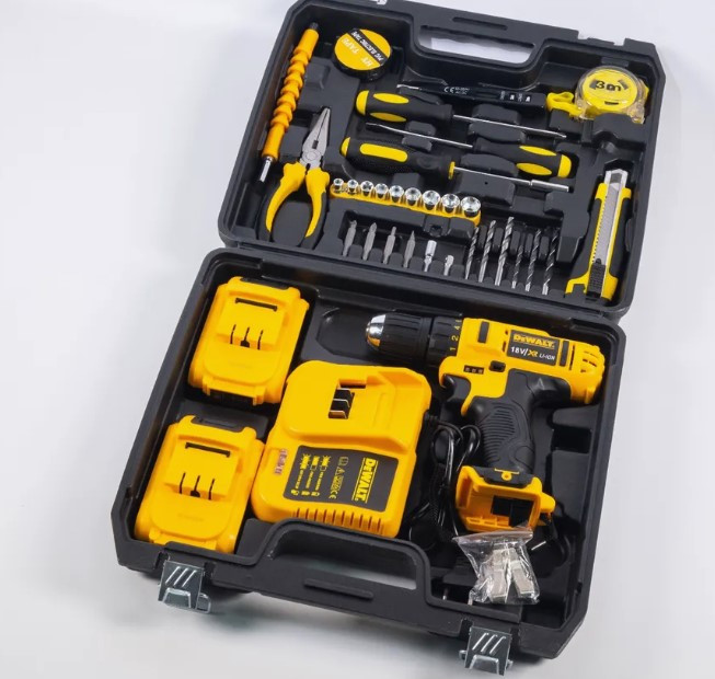 Шуруповерт аккумуляторный бесщеточный Девольт 21v  с набором  (2 Акб 2 Ah кейс)