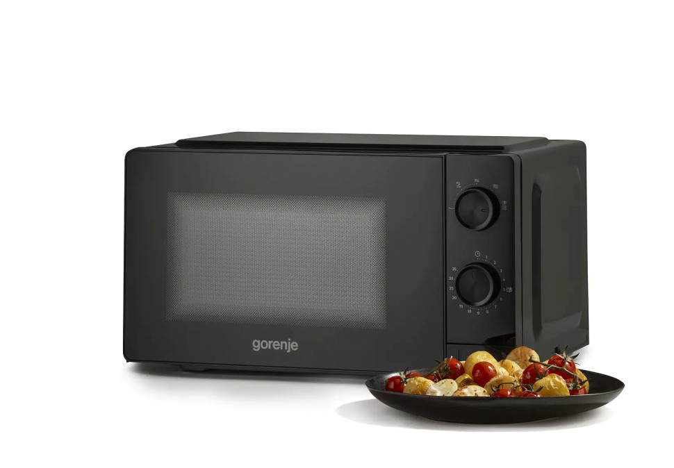 Микроволновая печь Gorenje MO20CE1B5 черный, 20 л, 700 Вт, переключатели - поворотный механизм