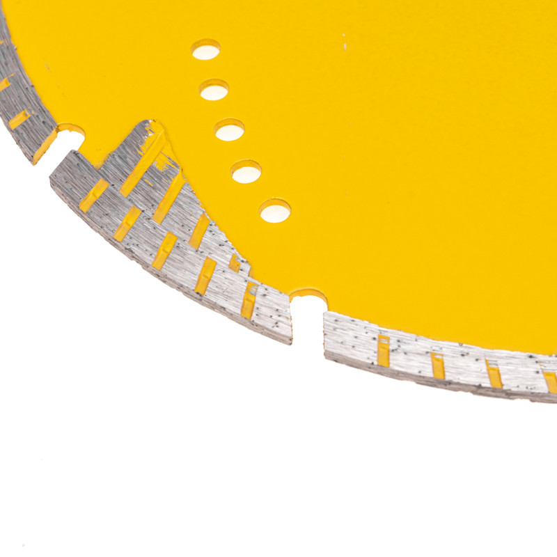 Диск алмазный KRANZ отрезной Turbo сегментный с защитными секторами, 230х22,2x10мм